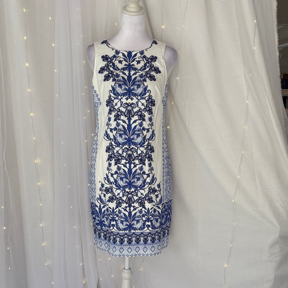 London Times Dresses & Skirts - London Times White Sleeveless Shift Dress with Blue Embroidered Motif